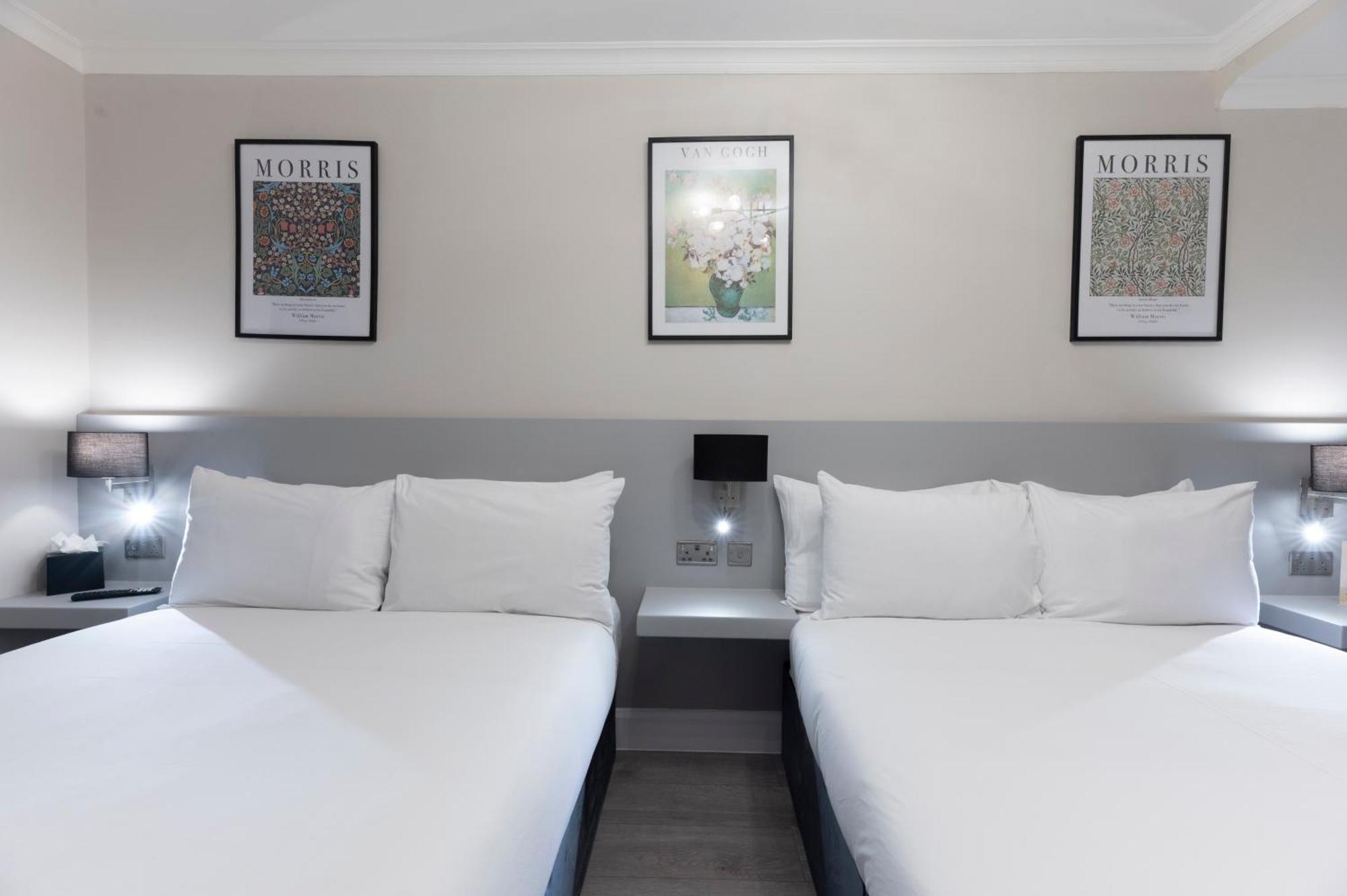 Marina Hotel London Exterior photo